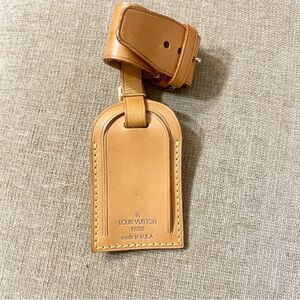 Louis Vuitton Travel Tag and Poignet 10-2